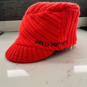 NWT Helly Hansen Aquila Radar Chunky Knit Cap in Fiery Red